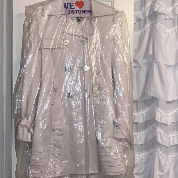 BEBE Blazer ☃️❄️ - Picture 8 of 8